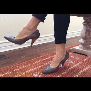 Chanel Heels. 38.5.  Vintage rare find